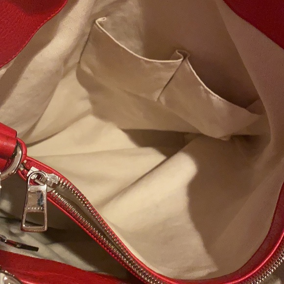 Authentic Gucci boho bag - Picture 9 of 14